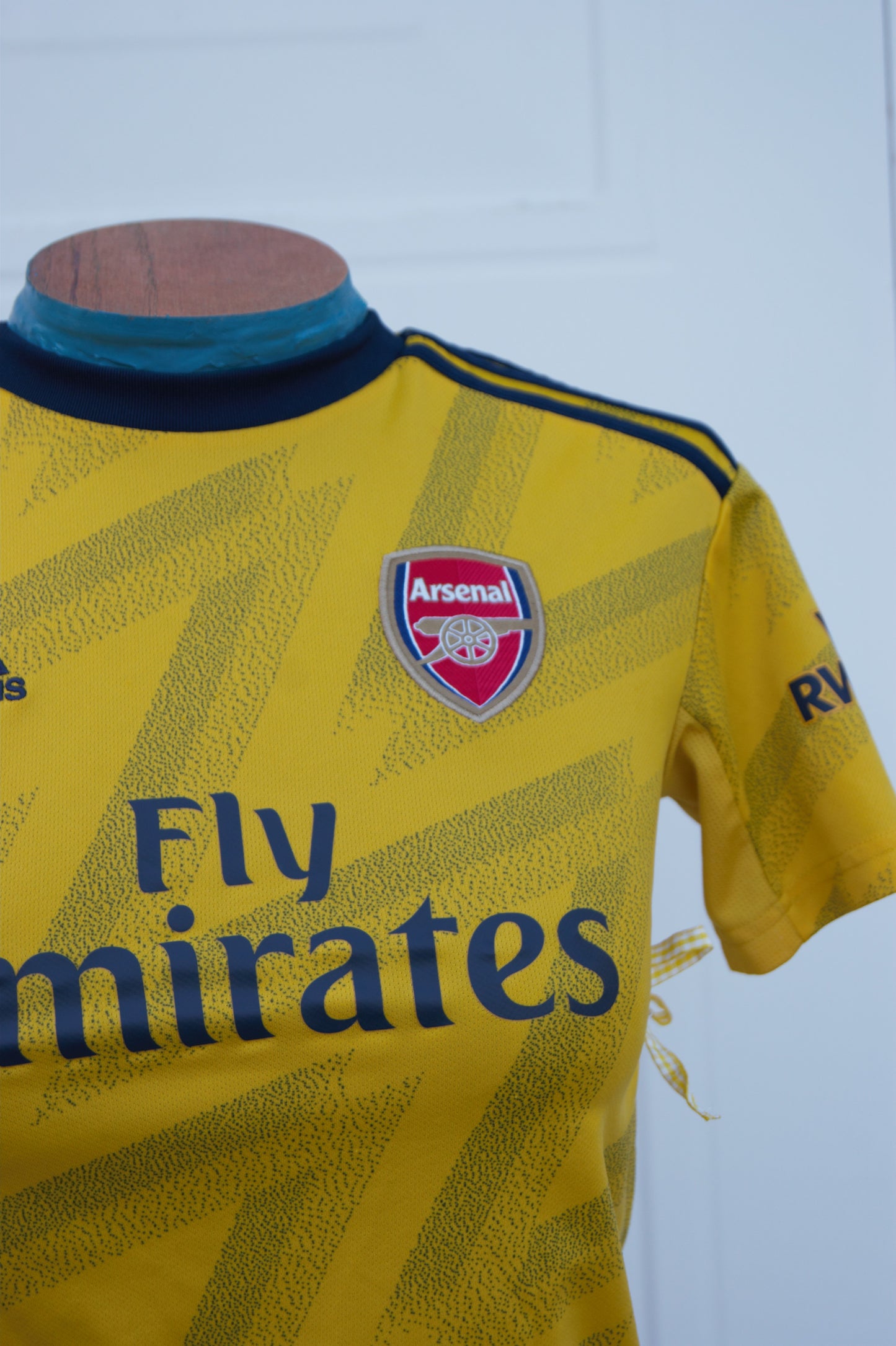 ARSENAL - mellow yellow